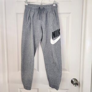 Nike Boys Medium Gray Fleece Joggers Futura Logo Sweatpants M 10-12 274